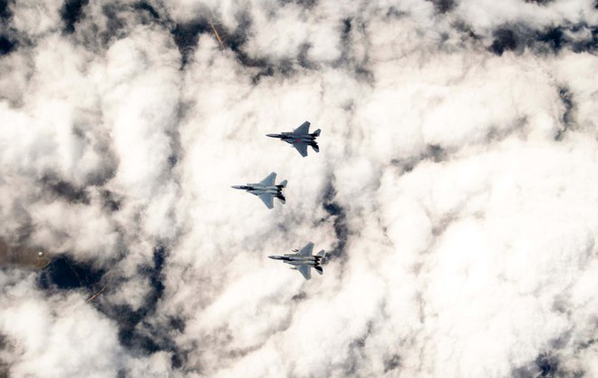 Không quân Mỹ tiếp nhận ‘Đại bàng thép’ F-15EX đầu tiên - Ảnh 4.