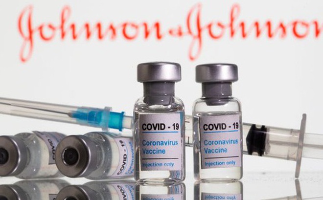 WHO cấp phép lưu hành khẩn cấp vắc-xin 1 liều của Johnson & Johnson. Ảnh: Reuters