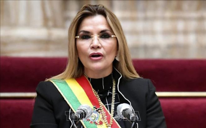 Tổng thống tạm quyền Bolivia Jeanine Anez trong bài phát biểu tại La Paz ngày 6/8/2020. Ảnh: AFP/TTXVN