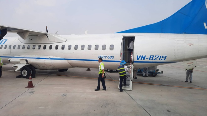 Chuyến bay từ TP HCM đi Côn Đảo phải quay về vì máy bay có khói - Ảnh 3.