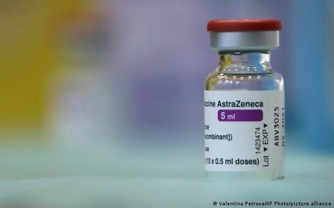 WHO: Không nên quá hoảng sợ khi nhiều nước dừng sử dụng vaccine AstraZeneca - Ảnh 1.