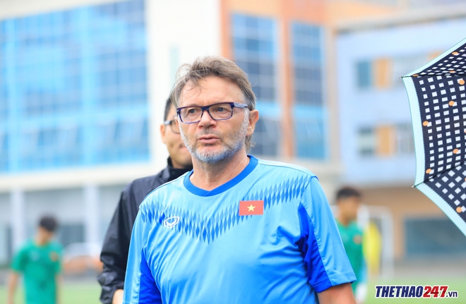 HLV Troussier: Tôi sẽ tạm hài lòng nếu nằm trong top 4 Đông Nam Á - Ảnh 1.