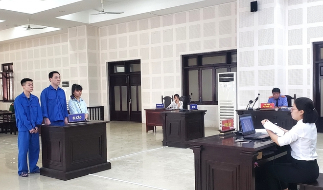 Phạt tù 2 người Trung Quốc nhập cảnh trái phép vào Việt Nam trong giãn cách xã hội - Ảnh 1.