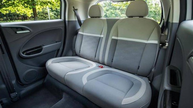 Bất ngờ nội thất mẫu ô tô giá 270 triệu về Việt Nam, đấu Kia Morning, Hyundai Grand i10 - Ảnh 7.