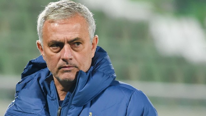 Sao tấn công làm sáng tỏ tin đồn ‘cầu thủ Tottenham tạo phản Mourinho’ - Ảnh 1.