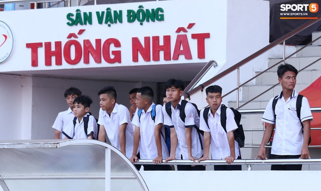 HLV Mano Polking (CLB TP.HCM) có mặt sớm ở sân tập “do thám” cầu thủ Hà Nội FC - Ảnh 12.