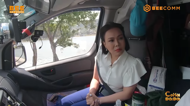 Anh Đoàn Ngọc Hải đi trên đường, nếu muốn cho tiền ai nhưng không có sẵn thì cứ gọi cho tôi - Ảnh 3.
