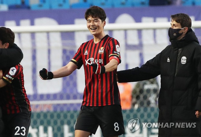 Ngôi sao bóng đá Hàn Quốc kiện ngược đòi 500.000 USD đàn em tố cáo quan hệ đồng tính - Ảnh 2.