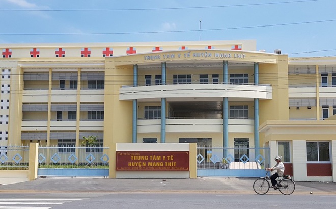 Trung tâm Y tế huyện Mang Thít (Vĩnh Long) khánh thành tháng 9/2020 đến nay vẫn chưa hoạt động.