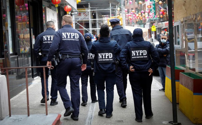 New York sẽ có đội cảnh sát mặc thường phục gồm toàn người gốc Á. Ảnh: Reuters