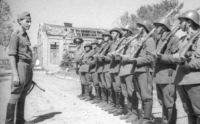 Lính Romania tham gia Thế chiến II bên phe phát xít Đức. Ảnh: Russianinphoto.