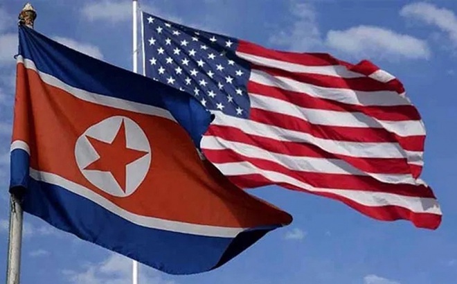Cờ Triều Tiên và Mỹ. Ảnh: Eurasia Review.