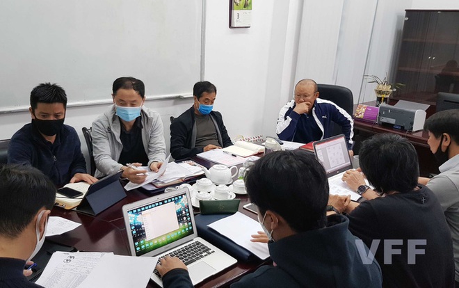 Th&aacute;i Lan thiếu tiền, HLV Park Hang-seo t&igrave;m ngay địa điểm giống UAE để r&egrave;n qu&acirc;n cho v&ograve;ng loại World Cup - Ảnh 1.
