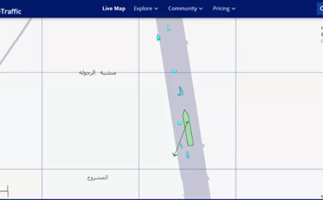 Con tàu đã được kéo thẳng trở lại, theo hướng dọc kênh đào Suez vào lúc 20h20 ngày 29/3 (giờ Việt Nam). Ảnh: Sputnik