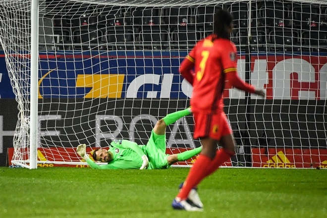 Không cần De Bruyne và Lukaku, Bỉ vẫn vùi dập Belarus bằng chiến thắng siêu đậm 8-0 - Ảnh 4.