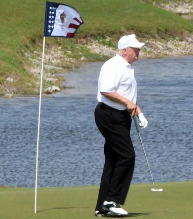 Vẻ ngoài nóng bỏng của Ái nữ Ivanka nhà ông Trump trên sân golf - Ảnh 6.