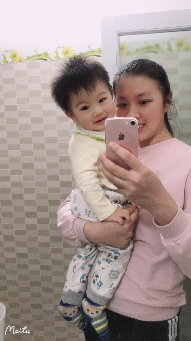 Sự cố nhớ đời ngày 8/3: Người yêu dẫn đi ăn lẩu gà mà quên mang ví, lúc về nói 1 câu khiến cả hai cười muốn tắt thở - Ảnh 2. Sự cố nhớ đời ngày 8/3: Người yêu dẫn đi ăn lẩu gà mà quên mang ví, lúc về nói 1 câu khiến cả hai cười muốn tắt thở - Ảnh 2.