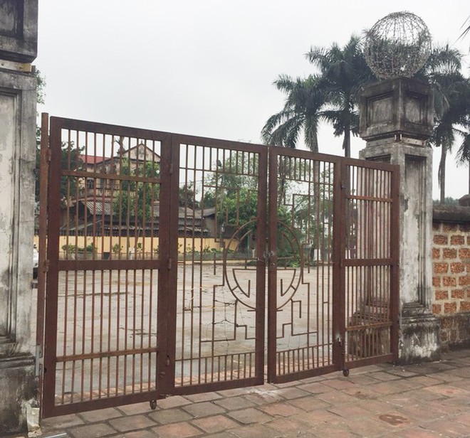 Bộ Văn hóa lên tiếng về cổng sắt tại di tích quốc gia đặc biệt đình Tây Đằng - Ảnh 2.