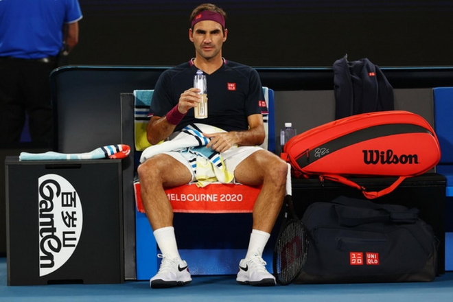 Federer tái xuất sau hơn một năm vắng bóng - Ảnh 1.