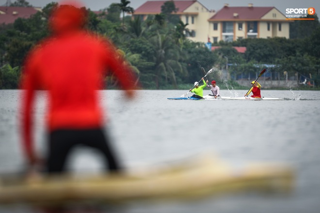 Dự án trăm tỷ khu đua thuyền SEA Games 31 chờ sửa chữa, khán đài nứt toác - Ảnh 12.