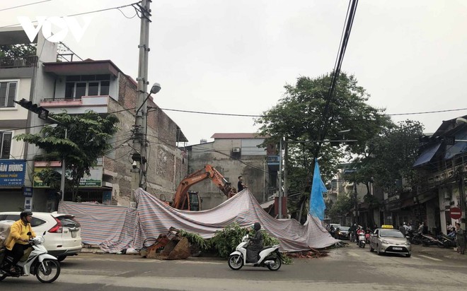 Cận cảnh căn nhà 3 tầng đổ sập trong đêm ở Lào Cai