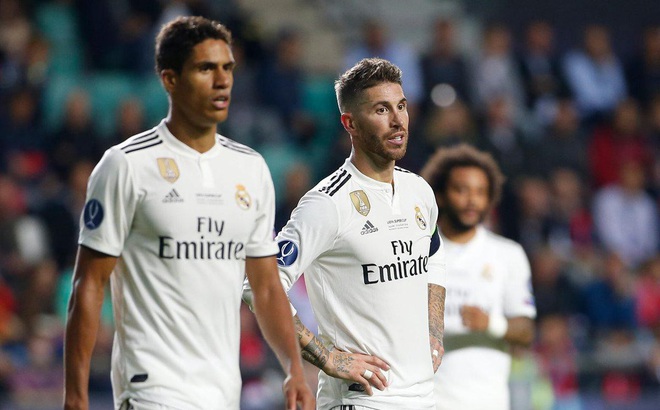 Cả Ramos lẫn Varane đều dính COVID-19