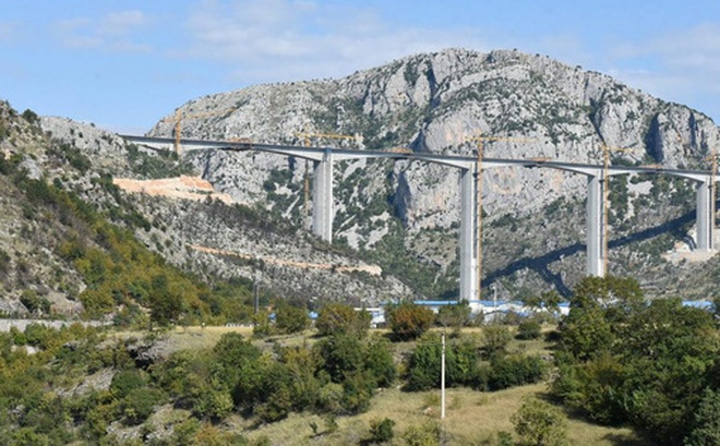 Cầu Komarnica trên cao tốc Bar-Boljare ở Montenegro. Ảnh: Chính quyền Montenegro