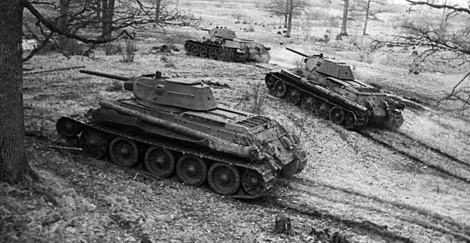 Phát xít Đức đã tận dụng xe tăng huyền thoại T-34 như thế nào - Ảnh 1.