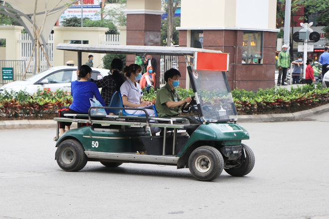 Sau những lùm xùm ở Bệnh viện Bạch Mai, bệnh nhân lại mừng ra mặt...! - Ảnh 12.