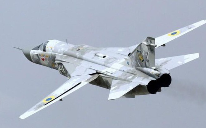 Máy bay ném bom Su-24 của Không quân Ukraine