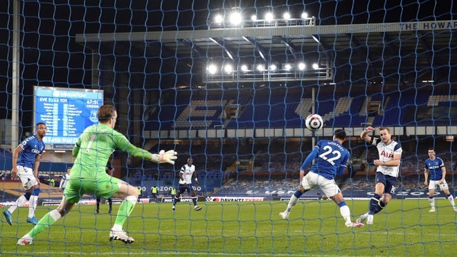 Harry Kane lập cú đúp, Tottenham thoát thua trước Everton - Ảnh 2.