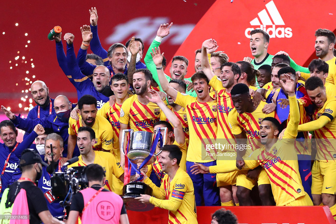 Chạy 70 mét để lập siêu phẩm, Messi cùng Barcelona giành ngôi vô địch đầy thuyết phục - Ảnh 5.