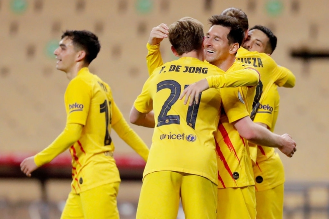 Chạy 70 mét để lập siêu phẩm, Messi cùng Barcelona giành ngôi vô địch đầy thuyết phục - Ảnh 4. Chạy 70 mét để lập siêu phẩm, Messi cùng Barcelona giành ngôi vô địch đầy thuyết phục - Ảnh 4.