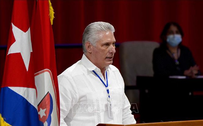 Đồng chí Miguel Díaz-Canel Bermúdez được bầu giữ chức Bí thư thứ nhất của PCC. Ảnh: TTXVN