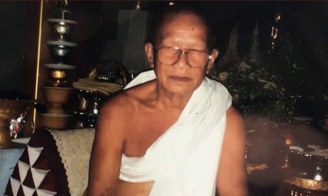 Thái Lan: Sốc vụ nhà sư tự lấy đầu mình bằng máy chém - Ảnh 1.