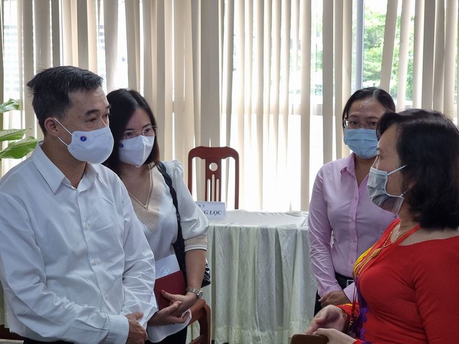 Thứ trưởng Bộ Y tế cảnh báo nguy cơ lây nhiễm Covid-19 tại 3 tỉnh phía nam - Ảnh 1. Thứ trưởng Bộ Y tế cảnh báo nguy cơ lây nhiễm Covid-19 tại 3 tỉnh phía nam - Ảnh 1.