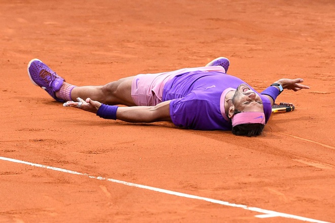 Rafael Nadal nghẹt thở vô địch Barcelona Open lần thứ 12 - Ảnh 1.