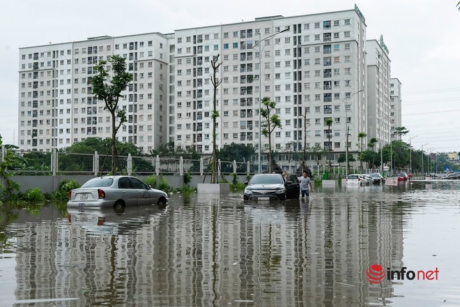 Ô tô đậu quanh nhà bị ngập sâu, hư hỏng có được bảo hiểm bồi thường? - Ảnh 1.