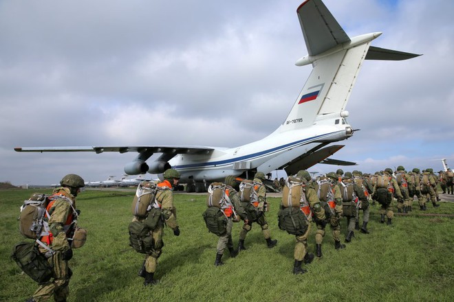Nga “đại công cáo thành”, rút quân chờ Ukraine: Kịch hay vẫn còn? - Ảnh 2.