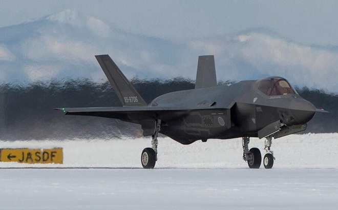 Không quân Nhật Bản đang sử dụng các tiêm kích tàng hình F-35 mới của mình làm nhiệm vụ cảnh báo