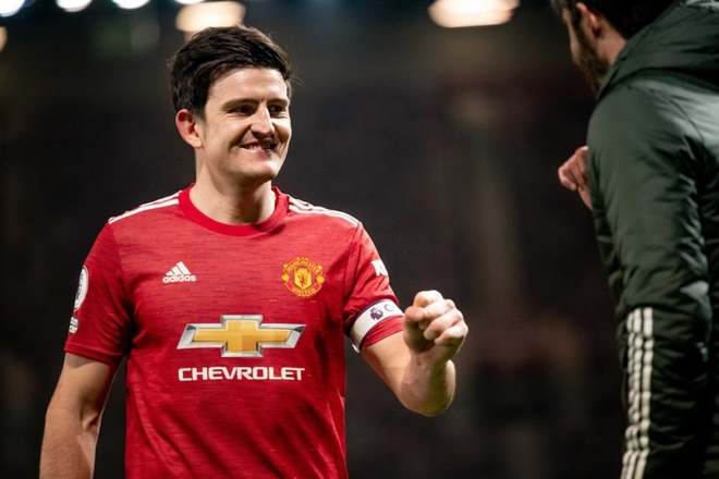 Trung vệ Harry Maguire gây tranh cãi với pha thoát phạt đền ở trận đấu thứ 100 cho MU - Ảnh 6.