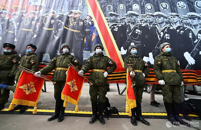 Quân đội Nga diễn tập cho Lễ duyệt binh Ngày Chiến thắng 2021 - Ảnh 13.