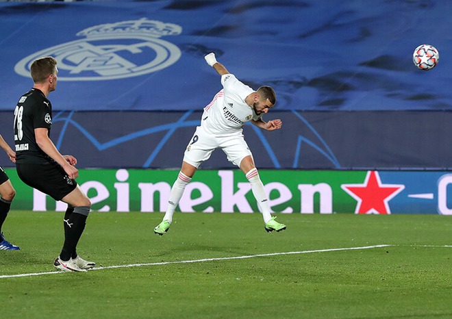 Karim Benzema: Bước ra khỏi cái bóng của Ronaldo - Ảnh 3.