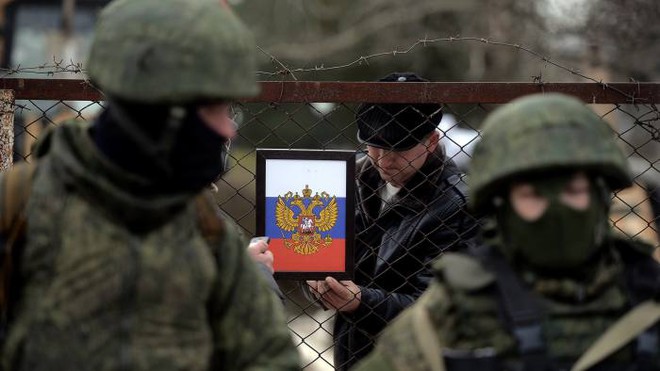Càng cố giãy giụa, cầu cứu NATO, vòng vây của Nga quanh Ukraine càng siết chặt: Vì sao? - Ảnh 3. Càng cố giãy giụa, cầu cứu NATO, vòng vây của Nga quanh Ukraine càng siết chặt: Vì sao? - Ảnh 3.