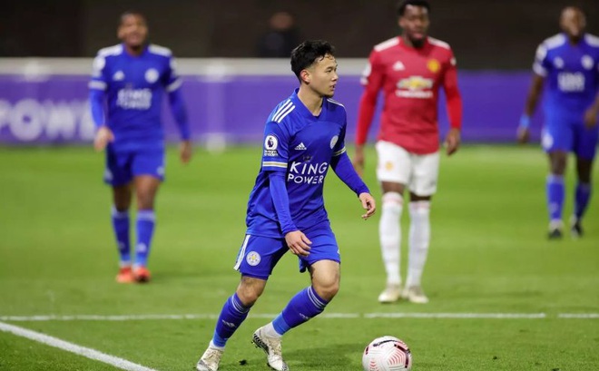 Làm nên lịch sử tại Anh, sao trẻ xứ Chùa Vàng được HLV Leicester khen ngợi hết lời