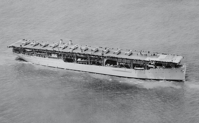 USS Langley (CV-1) hồi tháng 6/1927. Ảnh: National Archives