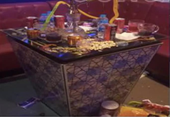 55 dân chơi làm liều trong karaoke ở Đồng Nai - Ảnh 1.