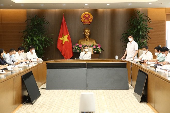 Phó Thủ tướng Vũ Đức Đam: Chúng ta khoanh gọn mà chặt, mà nghiêm mới tốt, rộng mà hổng thì không hiệu quả - Ảnh 1. Phó Thủ tướng Vũ Đức Đam: Chúng ta khoanh gọn mà chặt, mà nghiêm mới tốt, rộng mà hổng thì không hiệu quả - Ảnh 1.