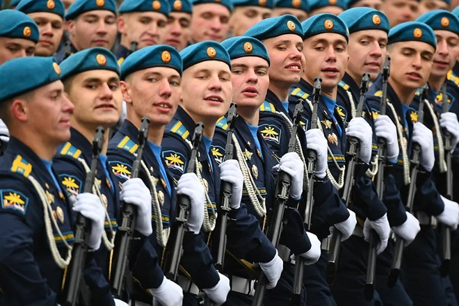 Truyền thông phương Tây nói gì về bài phát biểu của TT Putin tại Lễ duyệt binh Ngày Chiến thắng? - Ảnh 18.