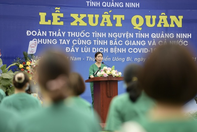 Quảng Ninh: 200 bác sĩ tình nguyện đến điểm nóng dịch bệnh Covid-19 tại Bắc Giang - Ảnh 1.
